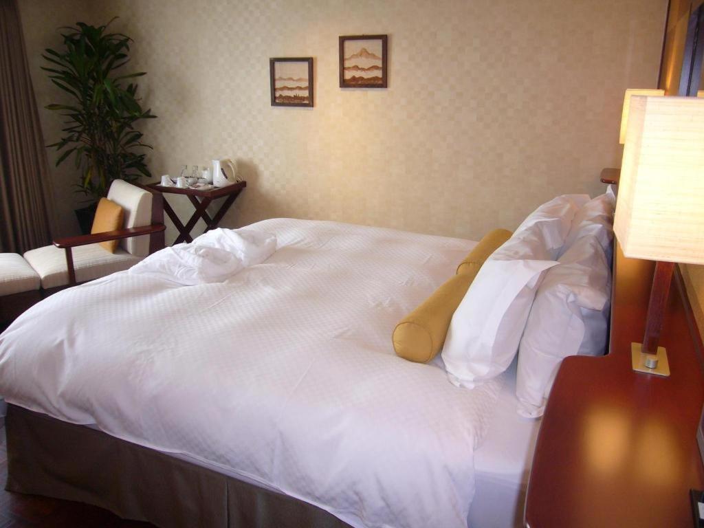 Miyazaki Kanko Hotel Экстерьер фото